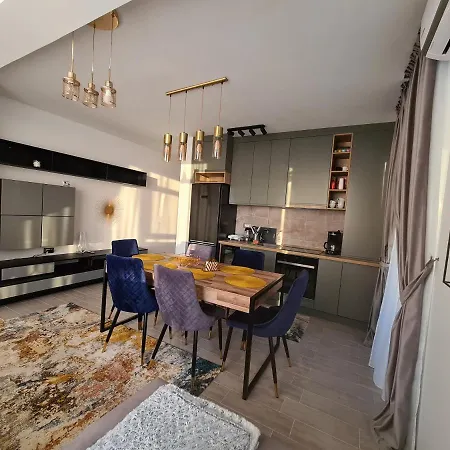 Ema Luxury Apartmán Năvodari